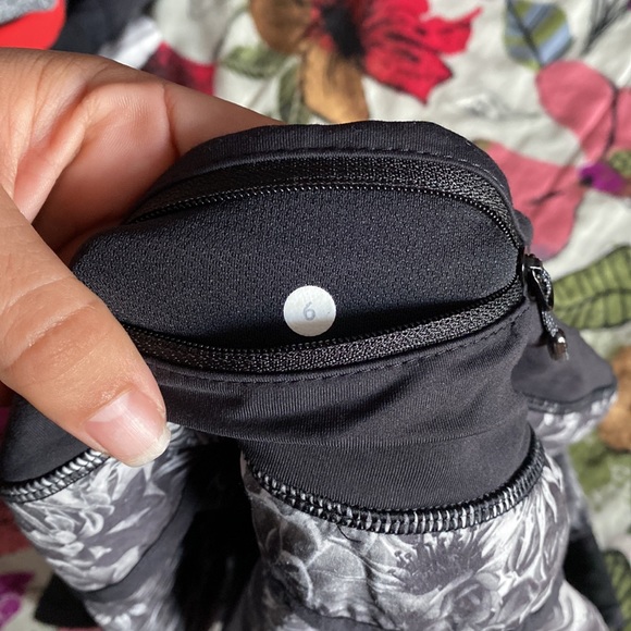 Lululemon Hotty Hot Skirt - Picture 7 of 7